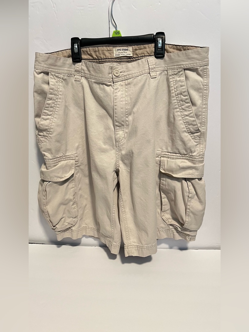 Men's EPIC STUDIO 11” Beige Kakhi  6 Pockets Casual Cargo Shorts  Size  38W